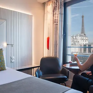 Le Parisis - Tour Eiffel Hotel
