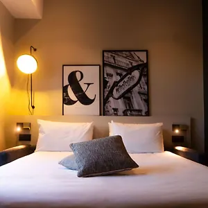 Mercure Tour Eiffel Pont Mirabeau Hotel